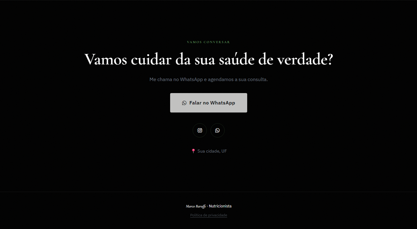 Secao final de contato de uma pagina profissional vista no computador
